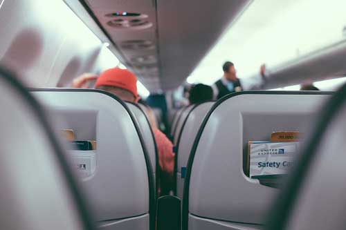 Repülőgépen üléssorok